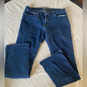 Levi’s Demi Curve Mid Rise Boot Leg Jeans